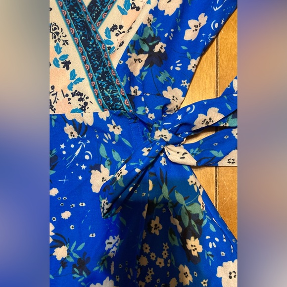 NWOT Girls Size L Pinkiwine Wraparound Flower Dress - Picture 11 of 16